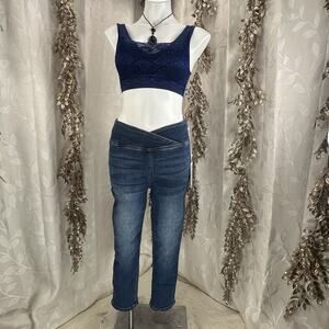 Risen High Waist Capri Jeans Women’s 5/27 Pull-On Stretch Crossover‎ Waistband